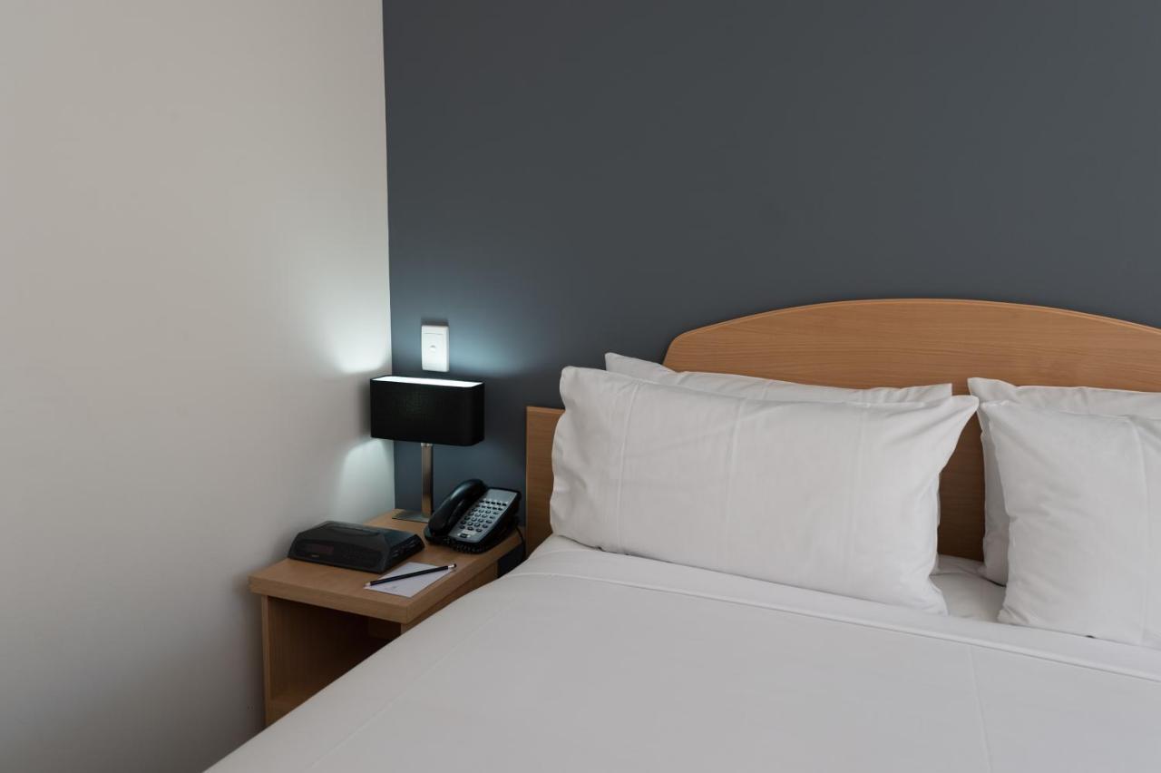 All Suites Perth Kültér fotó